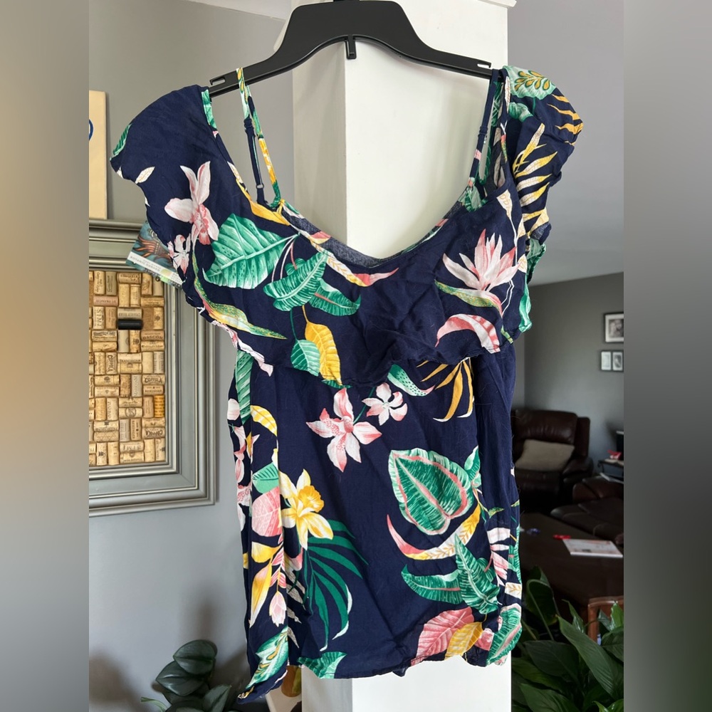Only Navy Cold Shoulder Top